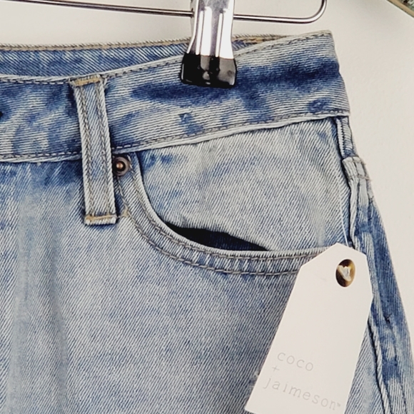 Coco + Jaimeson Denim Skirt Floral Embroidered NWT - Picture 6 of 10